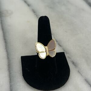 NWOT real mother of pearl butterfly gold plated ring